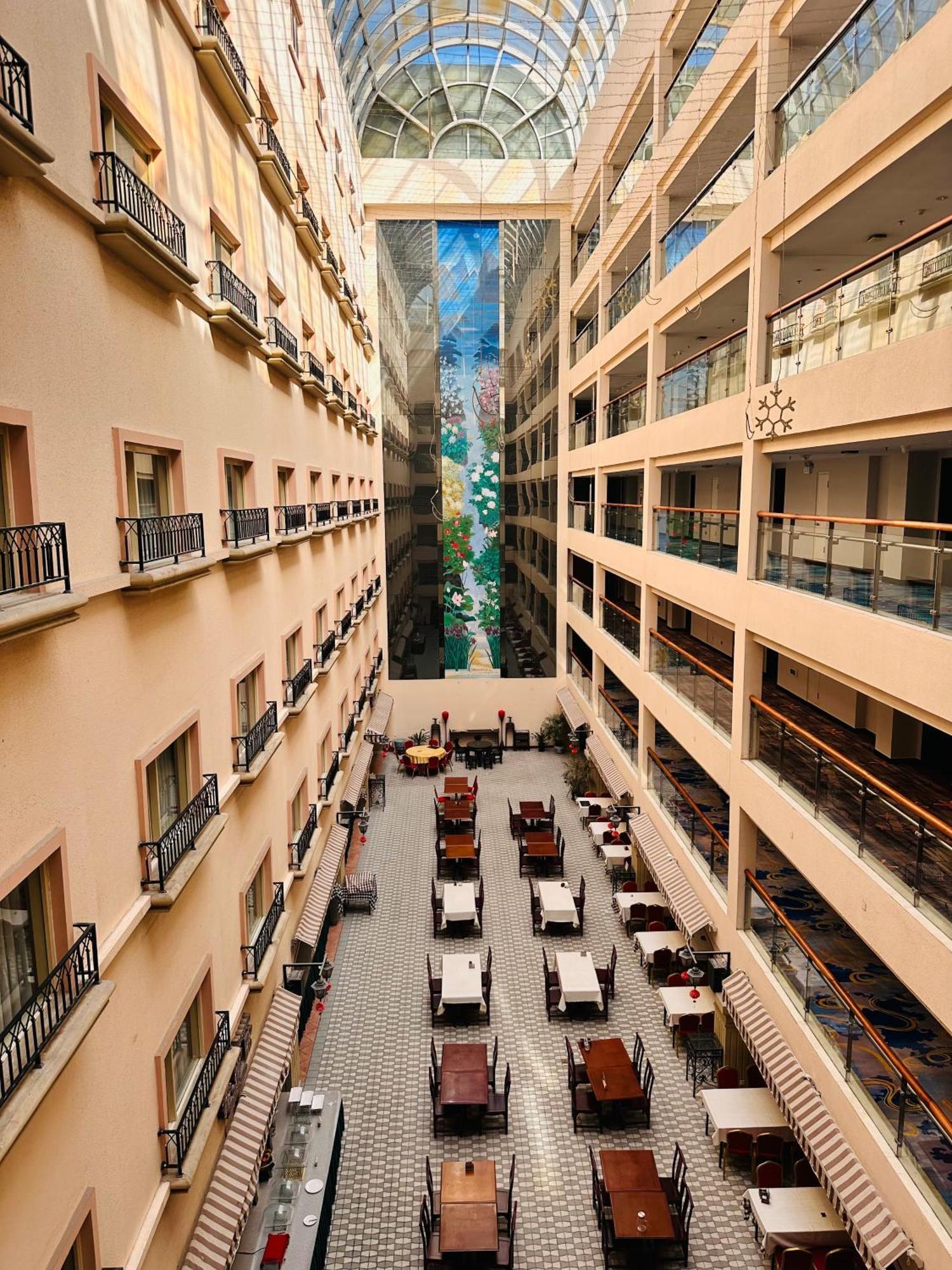 The North Garden Hotel Beijing Wangfujing Dış mekan fotoğraf