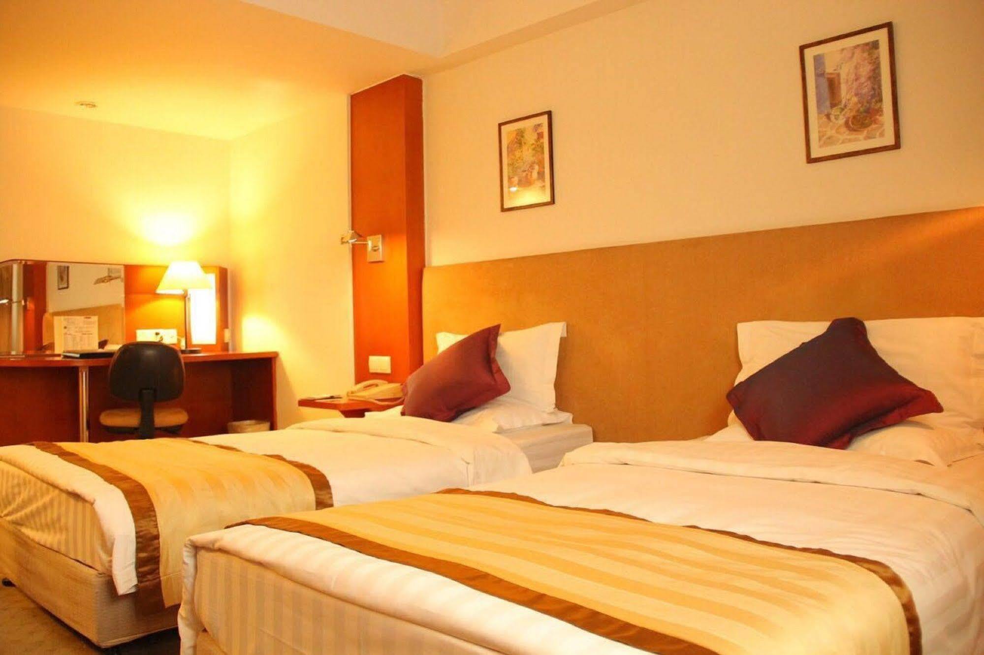 The North Garden Hotel Beijing Wangfujing Dış mekan fotoğraf